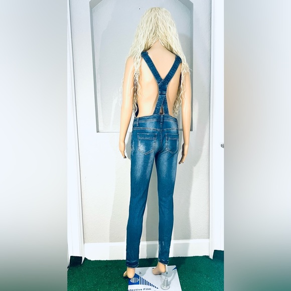 Like New & Super Beautiful and Comfortable Wear - Picture 2 of 7